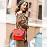 Elegant Handbags for Women - Stylish Hobo Bags, Chic Tote Bags, Versatile Shoulder Bags, Crossbody Bags